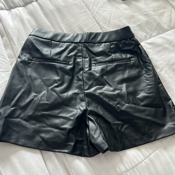 ZARA faux leather high rise shorts - Picture 2 of 3